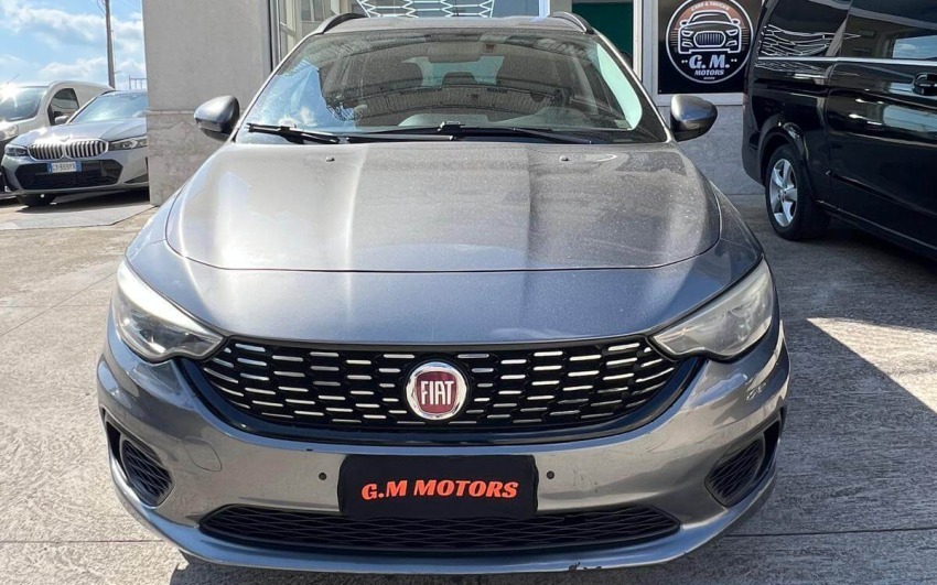 Fiat Tipo 5p 1.6 MJT - GM MOTORS