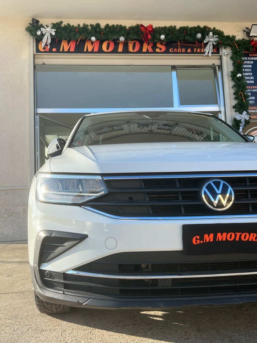 Volkswagen Tiguan II 2021 2.0 tdi Life 122cv