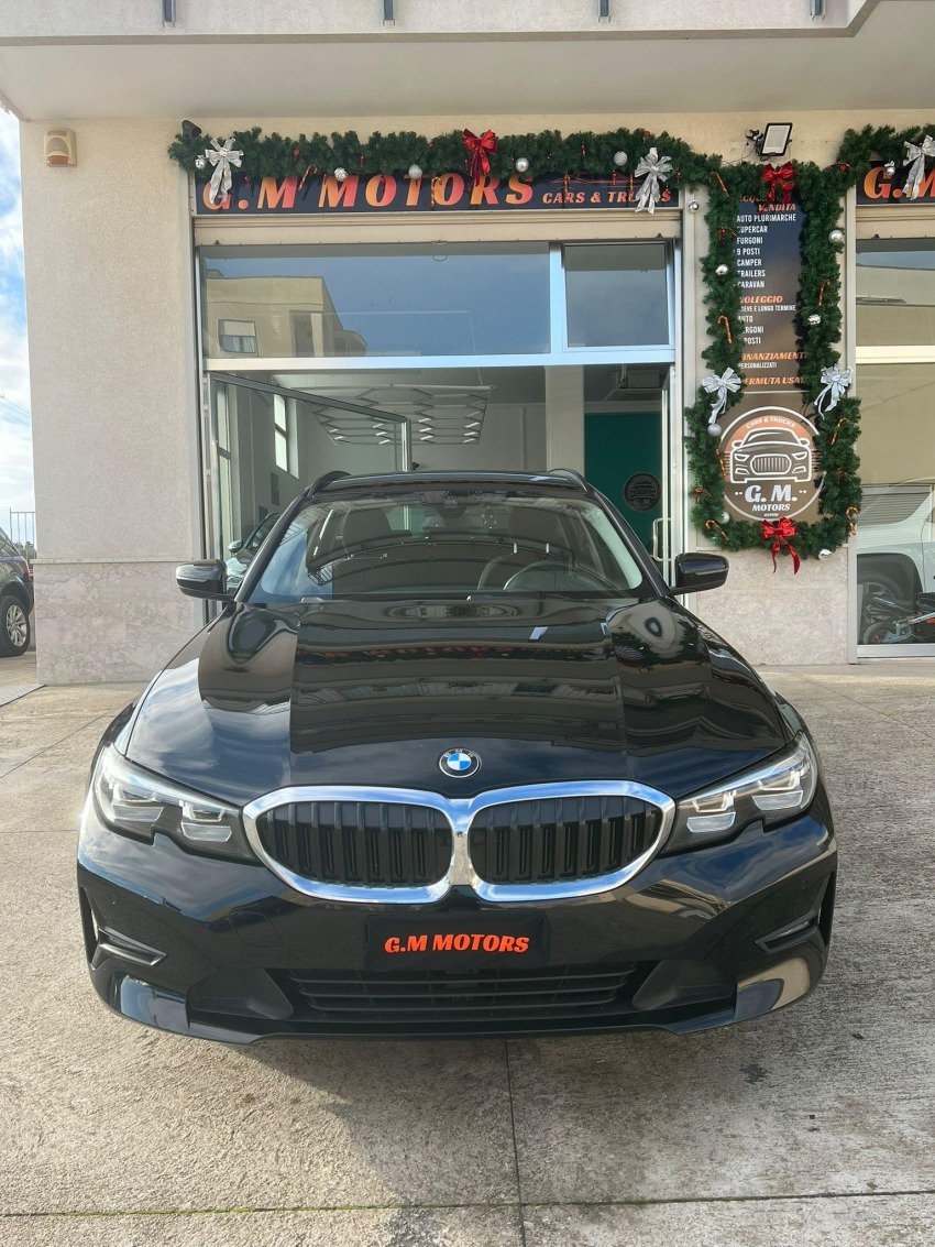 BMW 318d Touring mhev 48V