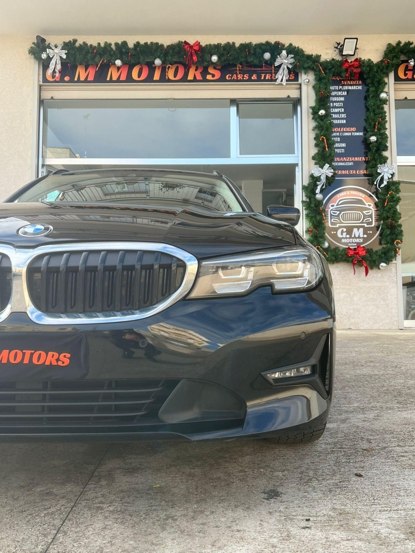 BMW 318d Touring mhev 48V