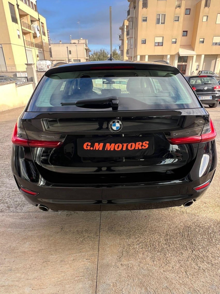 BMW 318d Touring mhev 48V