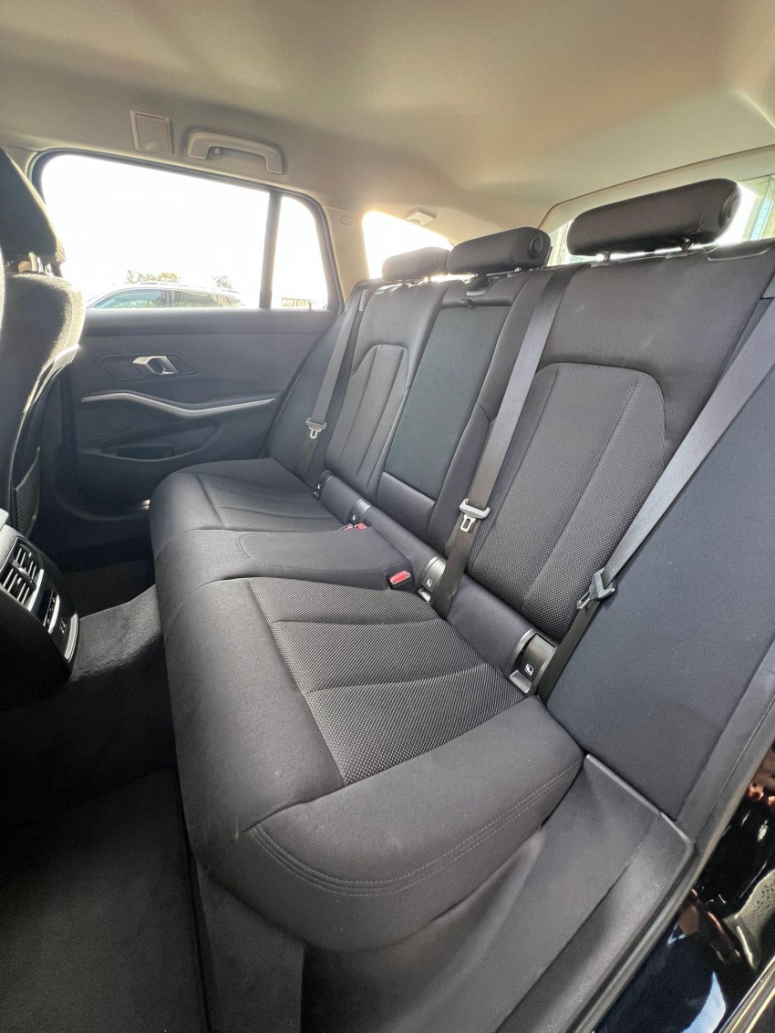 BMW 318d Touring mhev 48V