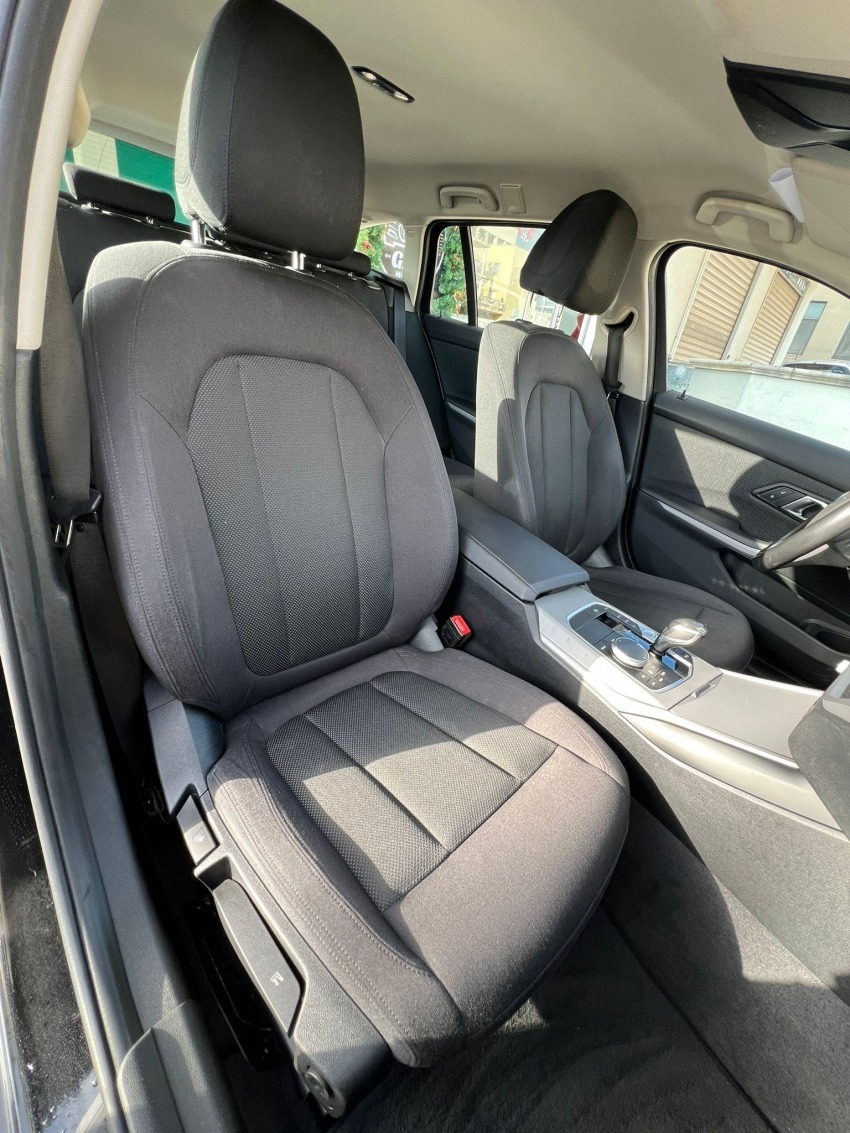 BMW 318d Touring mhev 48V