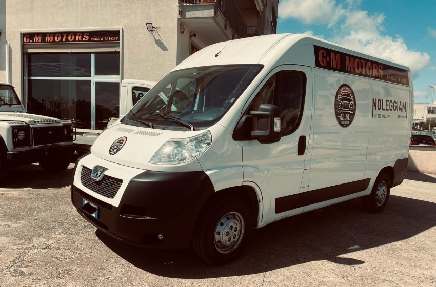 Furgone Peugeot Boxer Cassonato