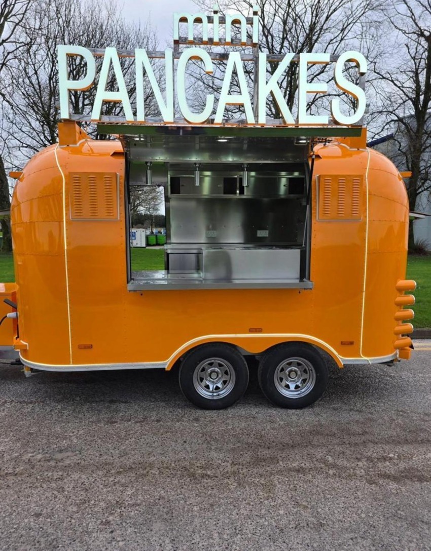 Food Truck Airstream 380