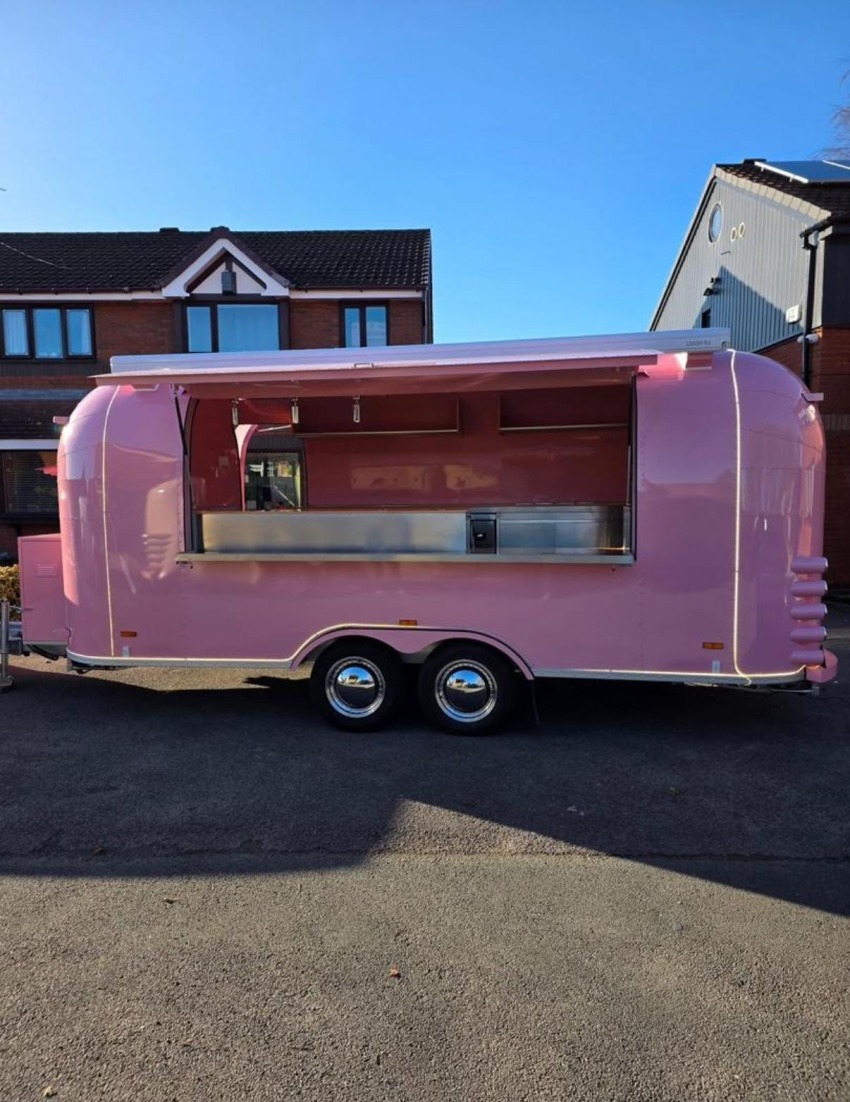 Food Truck Airstream 580