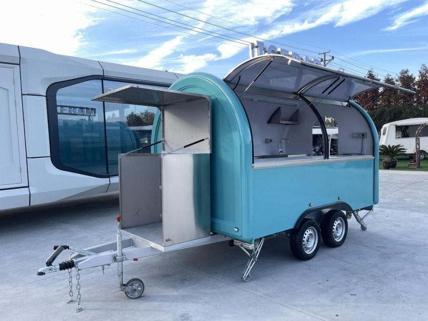 Food Truck Compact 340