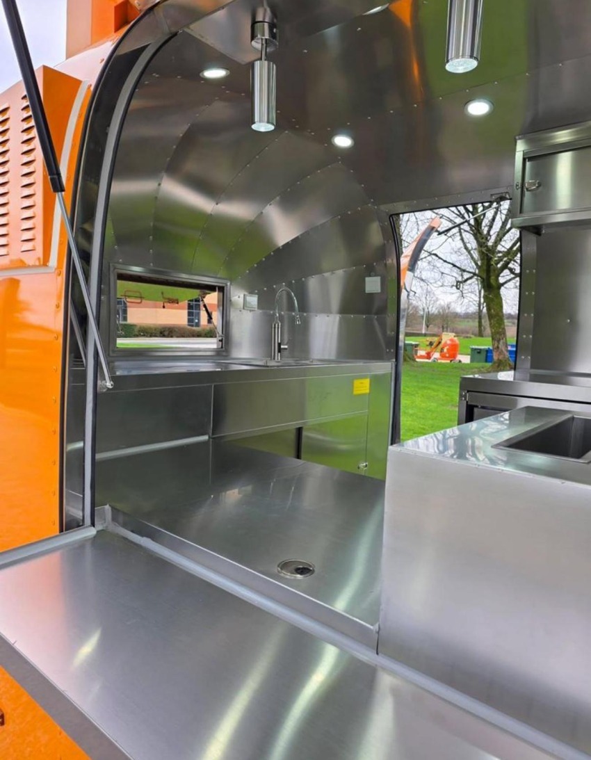 Food Truck Airstream 380