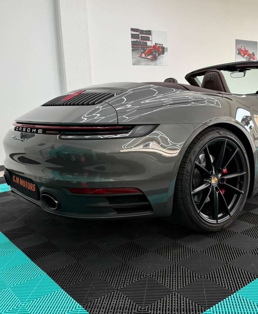 Porsche 911 Carrera 4s