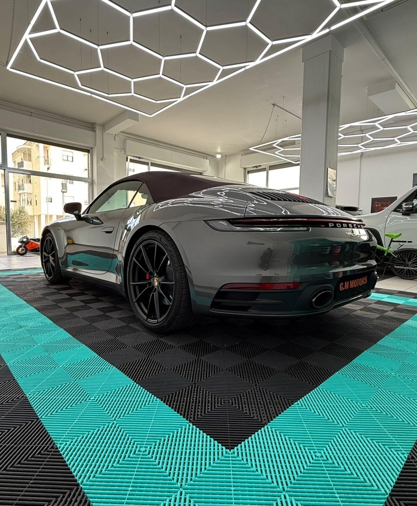 Porsche 911 Carrera 4s