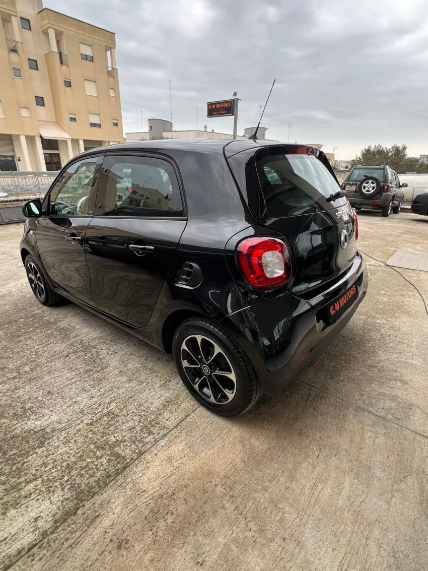 Smart Forfour II