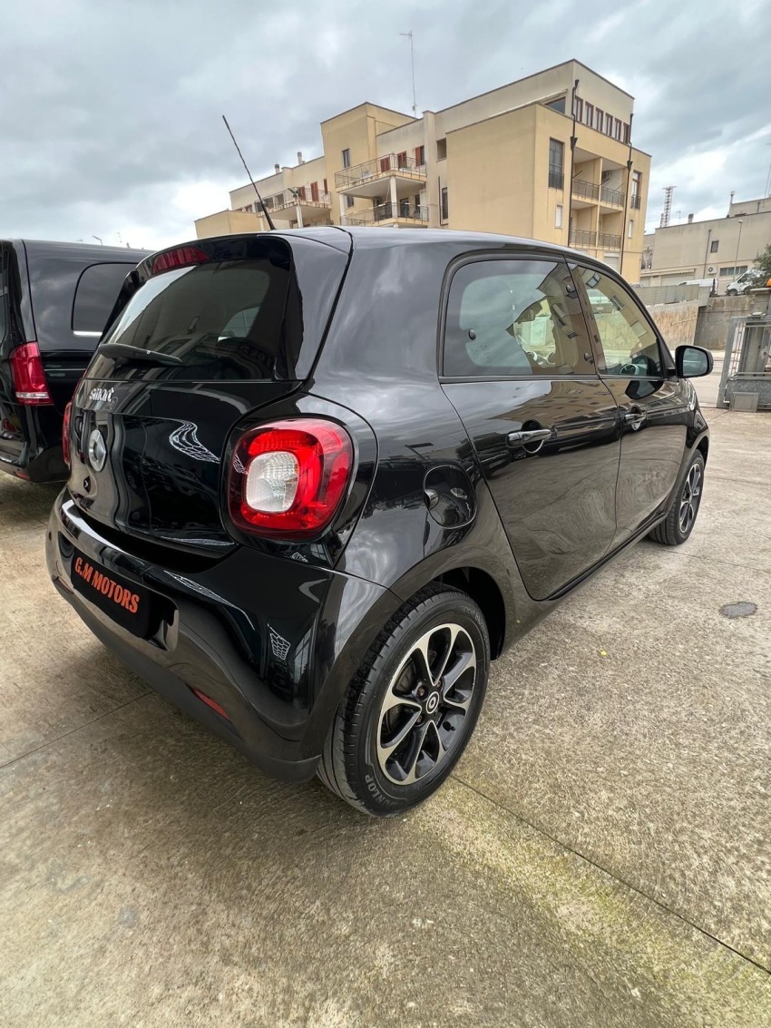 Smart Forfour II