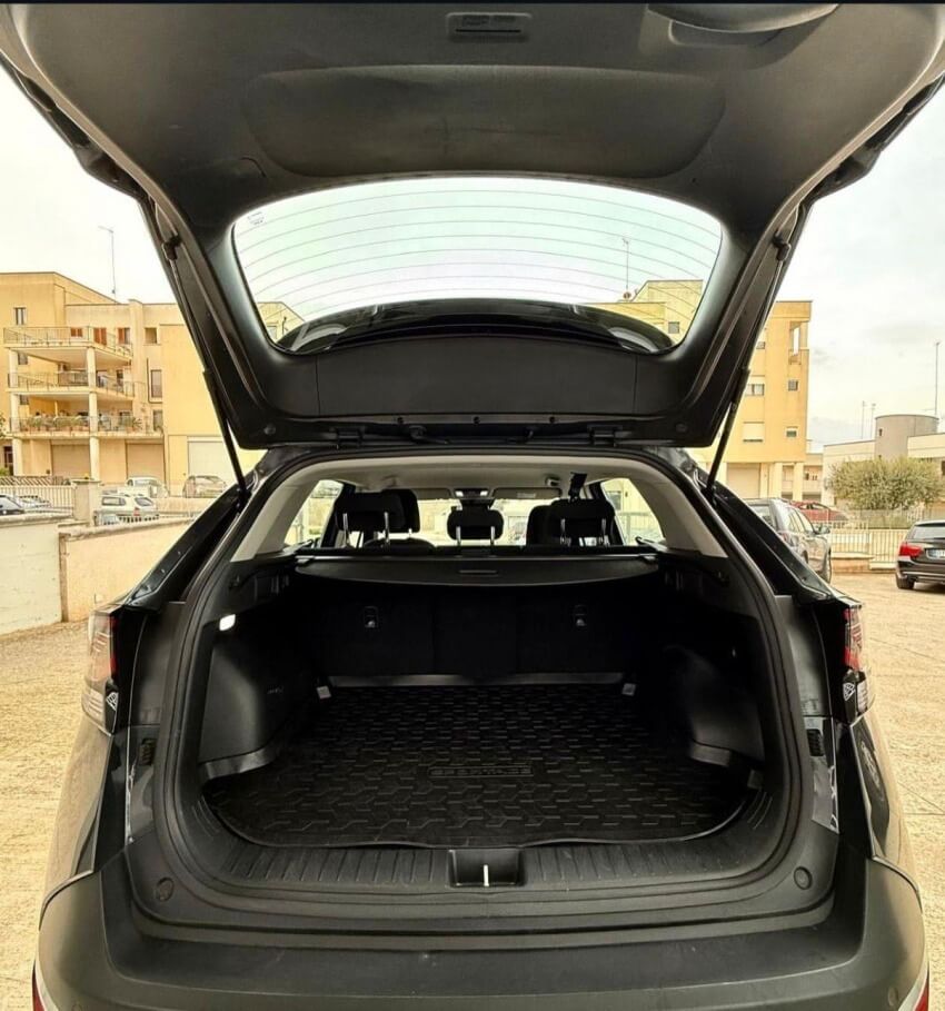 Kia Sportage V 1.6 GT-line Plus Premium Pack