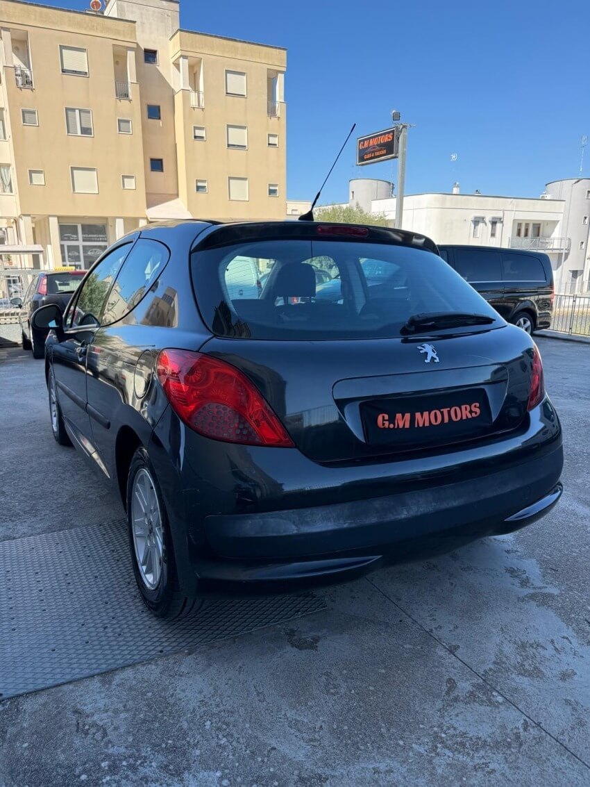 Peugeot 207 1.4 HDi ONE Line