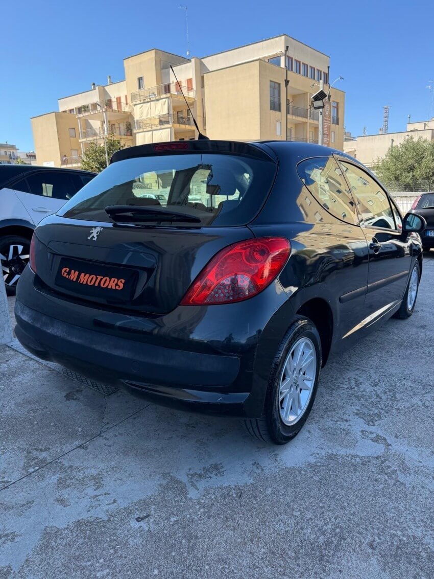 Peugeot 207 1.4 HDi ONE Line