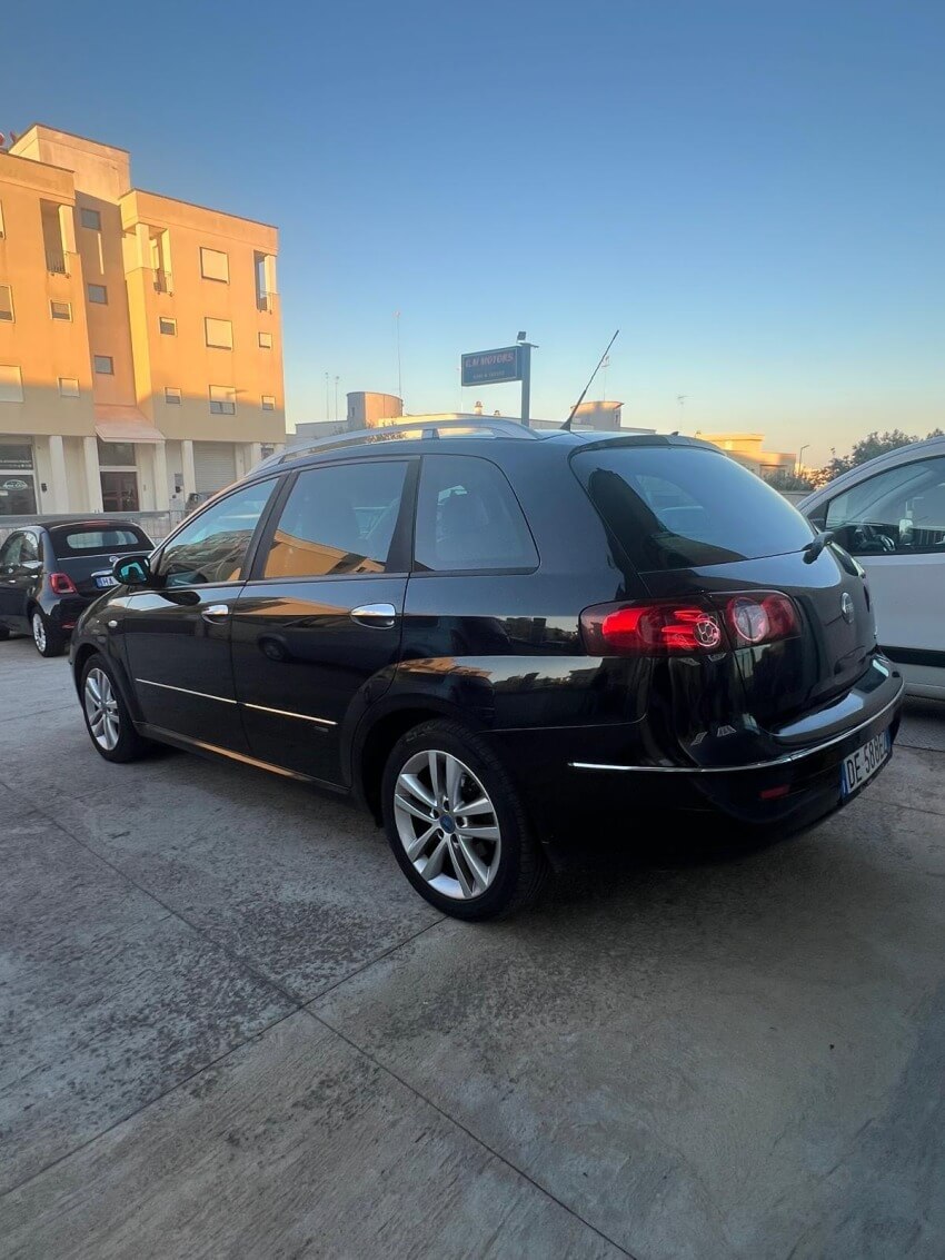 Fiat Croma 1.9 Multijet 16V Must